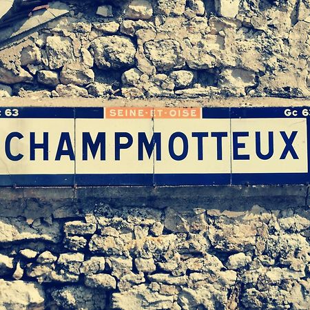 Bed and Breakfast La Bulle Des Champs Champmotteux Exterior foto