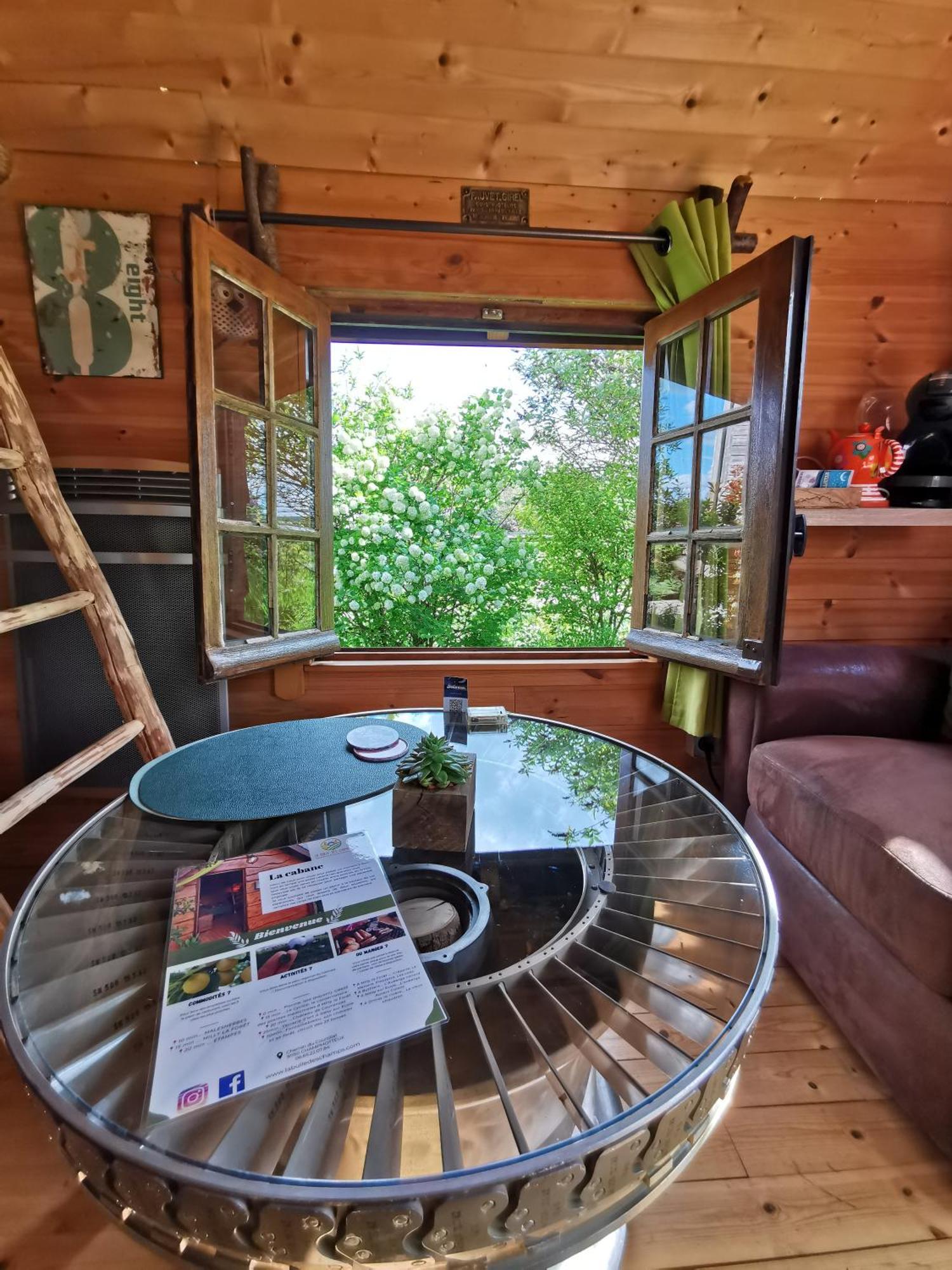 Bed and Breakfast La Bulle Des Champs Champmotteux Exterior foto
